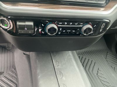 2026 Chevrolet Silverado 2500HD — photo 13 view