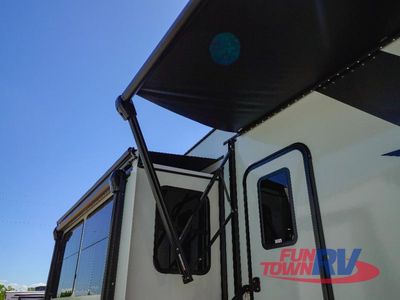 2026 Forest River RV Rockwood Signature - Photo 11