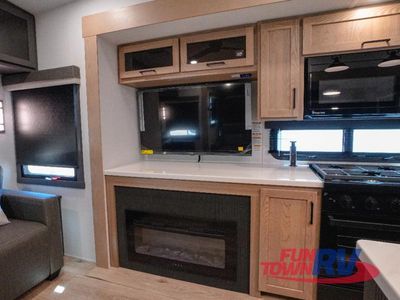 2026 Forest River RV Rockwood Signature - Photo 29