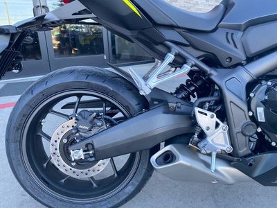 2026 Honda CBR650R E-Clutch - Photo 16