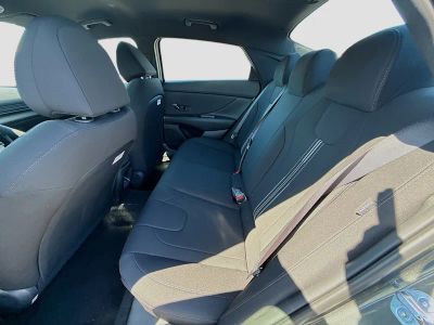 2026 Hyundai ELANTRA — photo 17 view