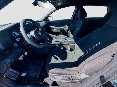 2026 Hyundai ELANTRA — photo 14 view