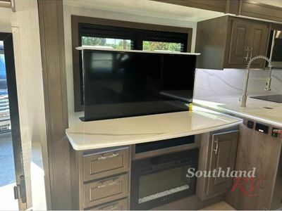 2026 Dynamax DynaQuest XL - Photo 9