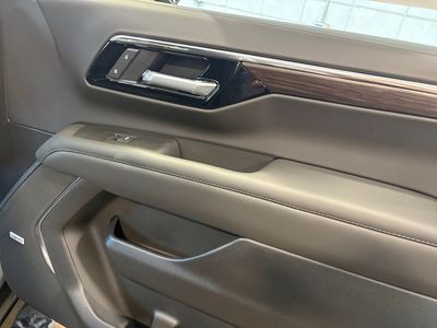 2026 Chevrolet Tahoe - Photo 21