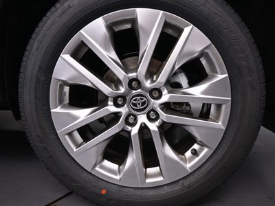 2025 Toyota RAV4 XLE Premium SUV - Photo 14