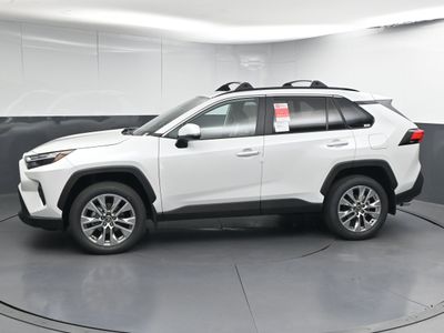 2025 Toyota RAV4 XLE Premium SUV - Photo 7