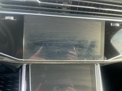 2025 Audi Q7 — photo 11 view