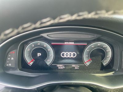 2025 Audi Q7 — photo 10 view
