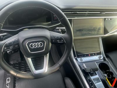 2025 Audi Q7 — photo 14 view