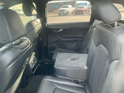 2025 Audi Q7 — photo 16 view