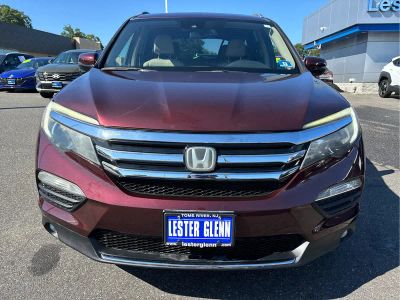 2016 Honda Pilot — interior view