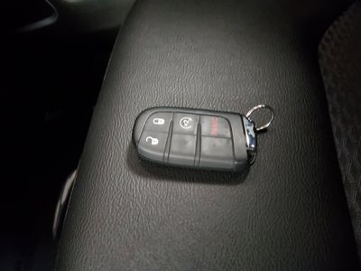 2025 Jeep Compass — photo 15 view