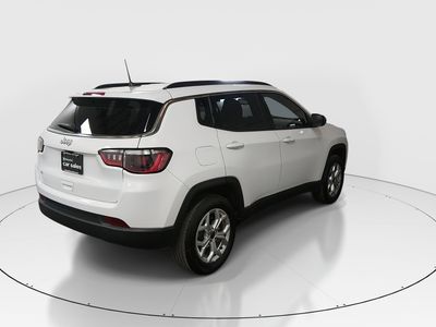 2025 Jeep Compass — photo 7 view