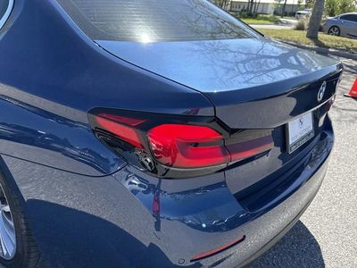 2022 BMW 5 Series — photo 10 view