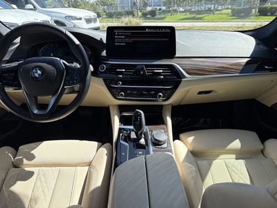 2022 BMW 5 Series — photo 13 view