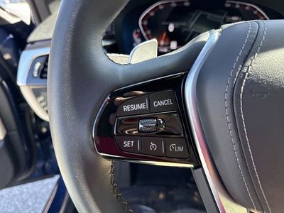 2022 BMW 5 Series — photo 29 view