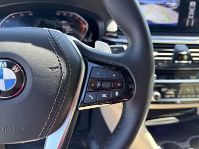 2022 BMW 5 Series — photo 30 view