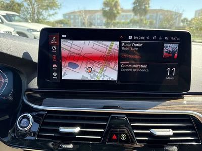2022 BMW 5 Series — photo 24 view