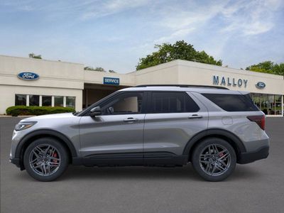 2026 Ford Explorer — photo 8 view