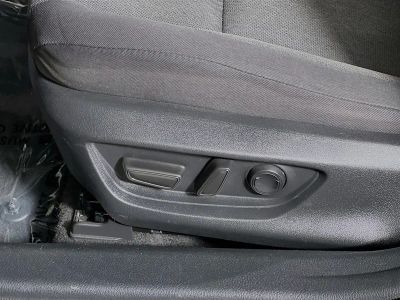 2025 Toyota Camry — photo 13 view