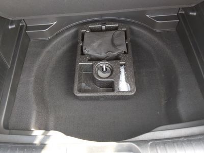 2023 Jeep Cherokee - Photo 18