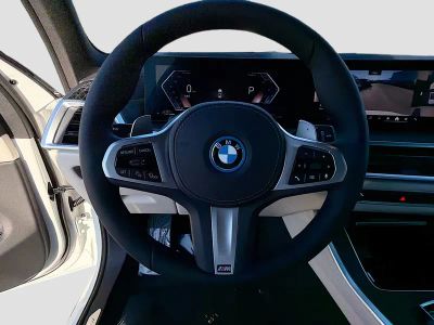 2026 BMW X5 — photo 40 view
