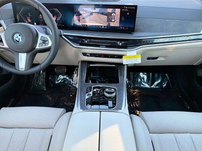 2026 BMW X5 — photo 19 view