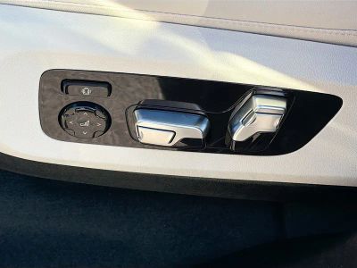 2026 BMW X5 — photo 25 view