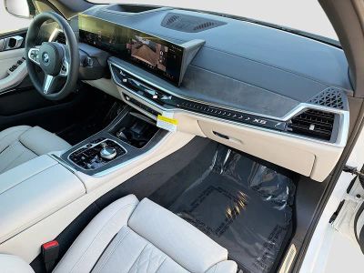 2026 BMW X5 — photo 14 view