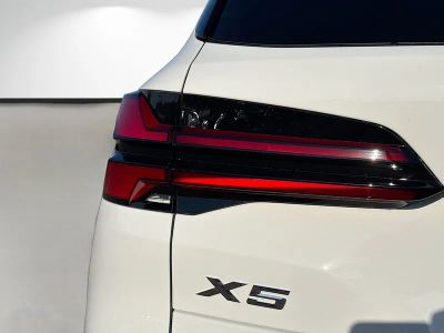 2026 BMW X5 — photo 10 view