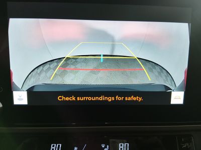 2025 Toyota Camry — photo 16 view