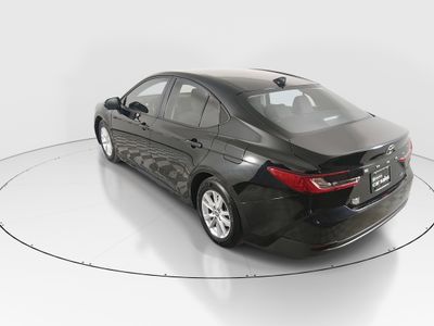 2025 Toyota Camry — detail view