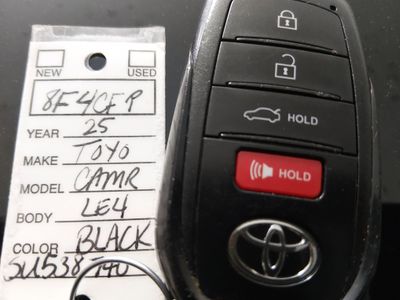 2025 Toyota Camry — photo 15 view