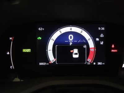 2025 Toyota Camry — photo 14 view