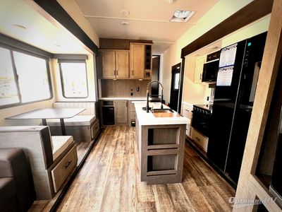 2025 Forest River Cherokee Arctic Wolf Suite - Photo 5