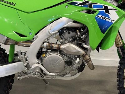 2026 Kawasaki KX450X - Photo 14
