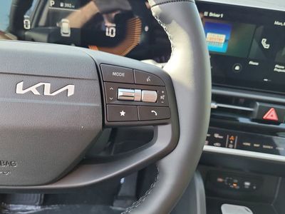 2026 Kia Sportage — photo 12 view