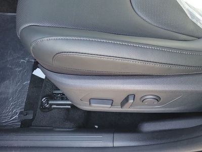 2026 Kia Sportage — photo 9 view