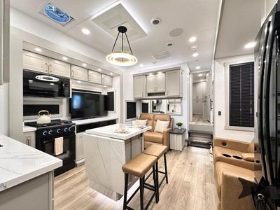 2026 Brinkley Model G - Photo 12