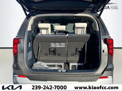 2026 Kia Carnival — photo 11 view