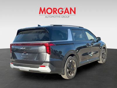 2026 Kia Carnival — detail view