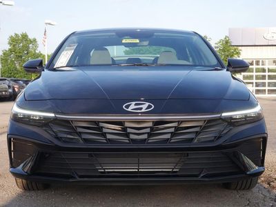 2026 Hyundai Elantra - Photo 5