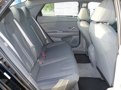 2026 Hyundai Elantra - Photo 21