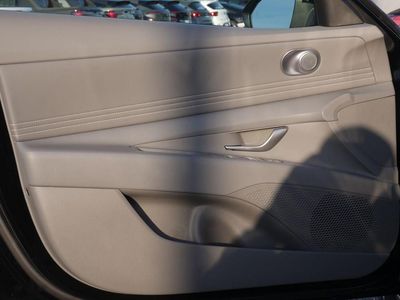 2026 Hyundai Elantra - Photo 25