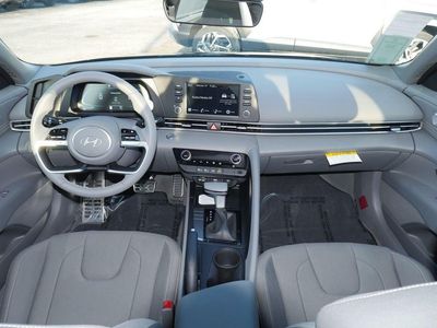 2026 Hyundai Elantra - Photo 37
