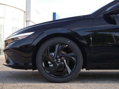 2026 Hyundai Elantra - Photo 12