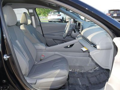 2026 Hyundai Elantra - Photo 19