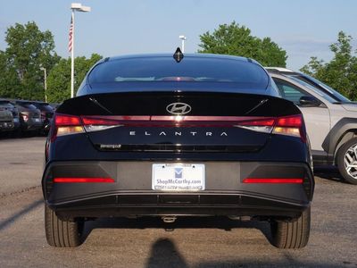 2026 Hyundai Elantra - Photo 15