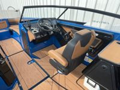 2026 Yamaha 255 XD — photo 18 view