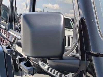 2026 Jeep Wrangler — photo 11 view